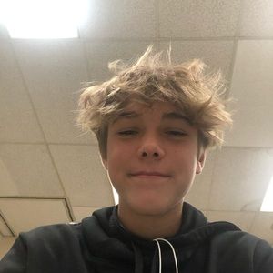 Meet your Posher, Foster